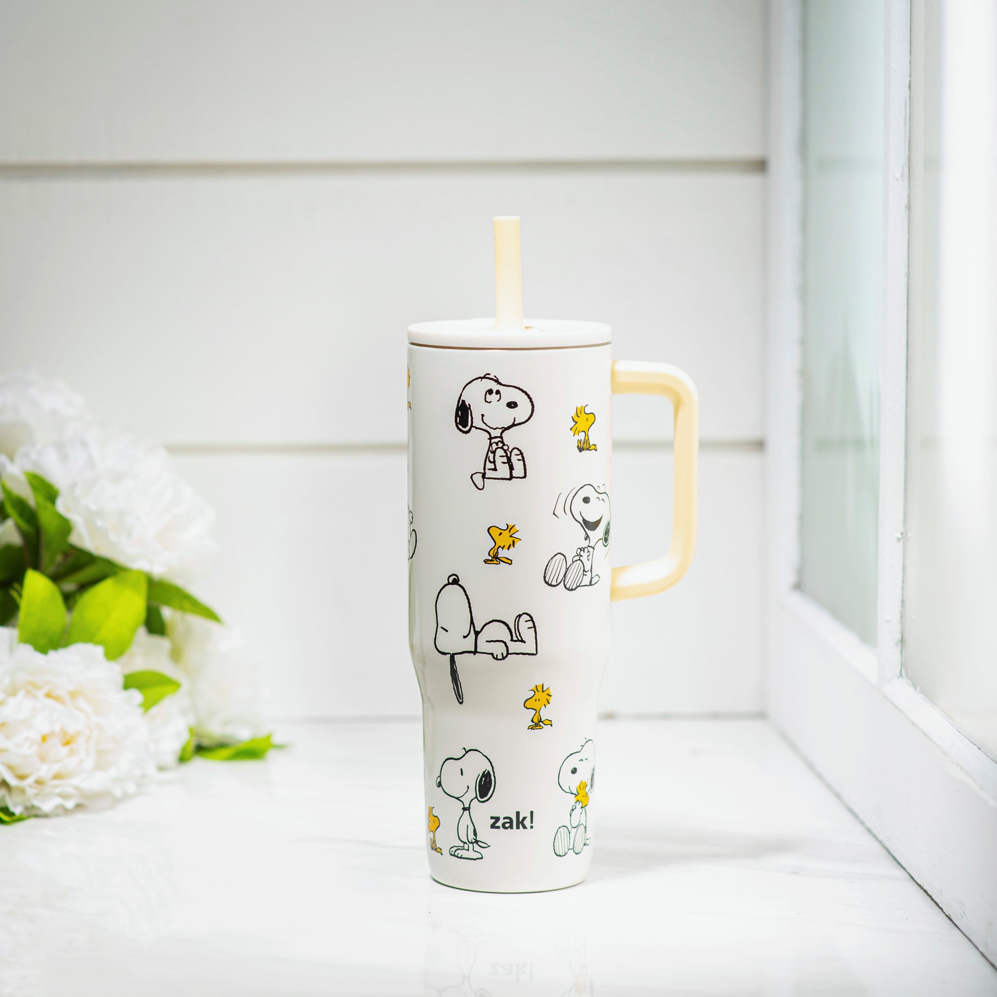 Sutton Insulated Straw Tumbler with Splash-Proof Lid - Peanuts Snoopy, 30 ounces