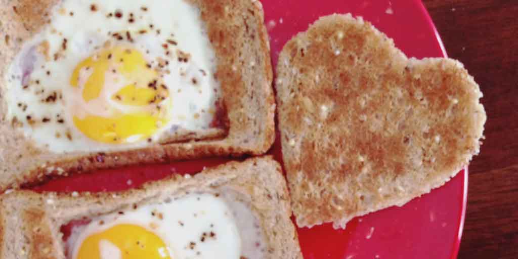 Heart Shaped Eggs and Toast Recipe