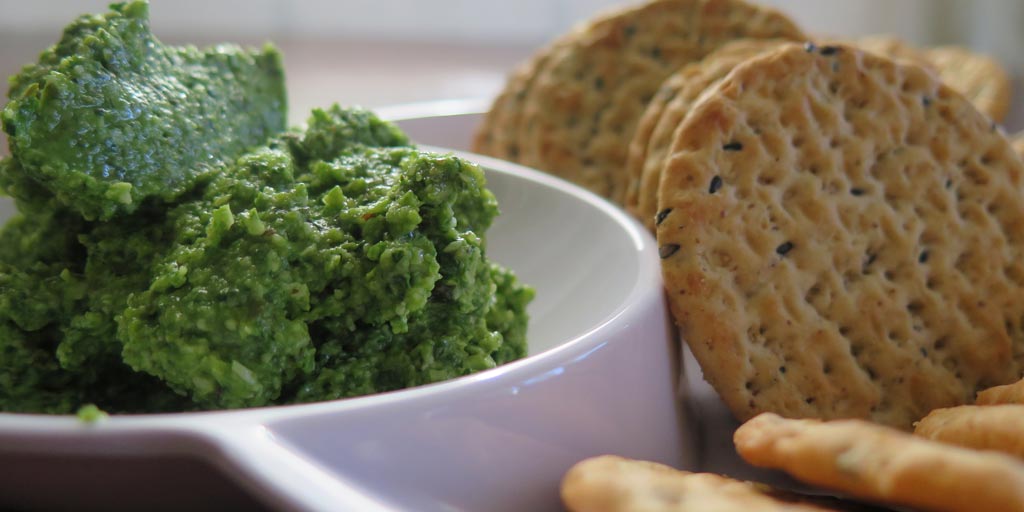 Star Wars Day Kale Hummus Recipe