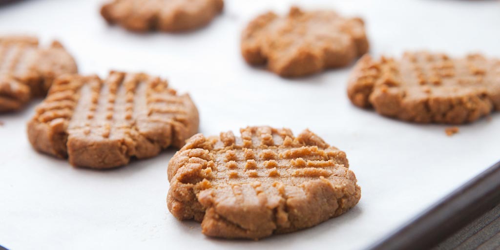 Five Ingredient Peanut Butter Cookies