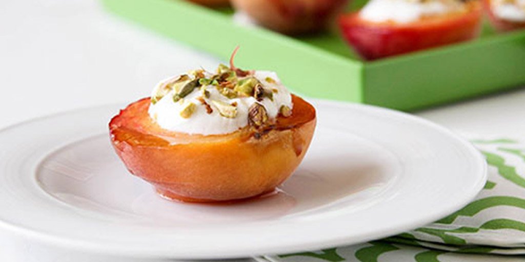 Broiled Peaches with Yogurt and Pistachios Recipe