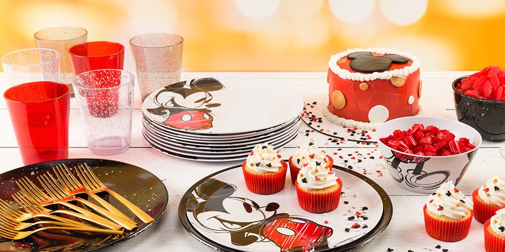 Setting the Kids&rsquo; Table at Your Holiday Party