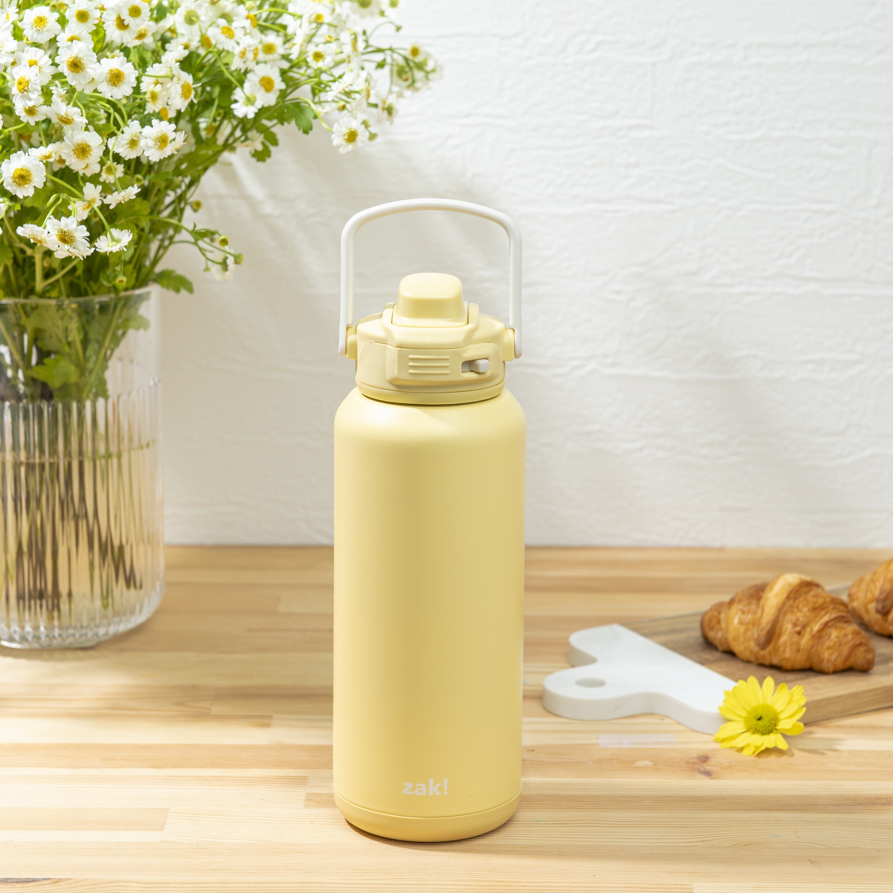 Beacon Insulated Water Bottle with Covered Spout - Yellow, 32 ounces