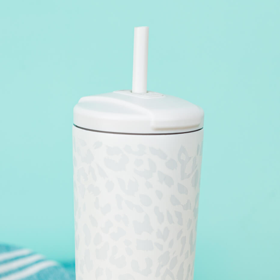 Zak Beacon 24-ounce Straw Tumbler - Cream Leopard