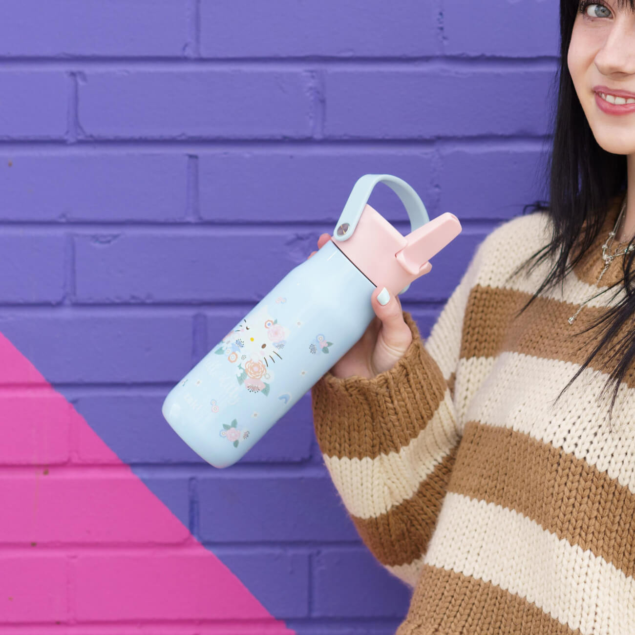 Zak Hello Kitty water bottle - 20 ounces for kids aged 7-12