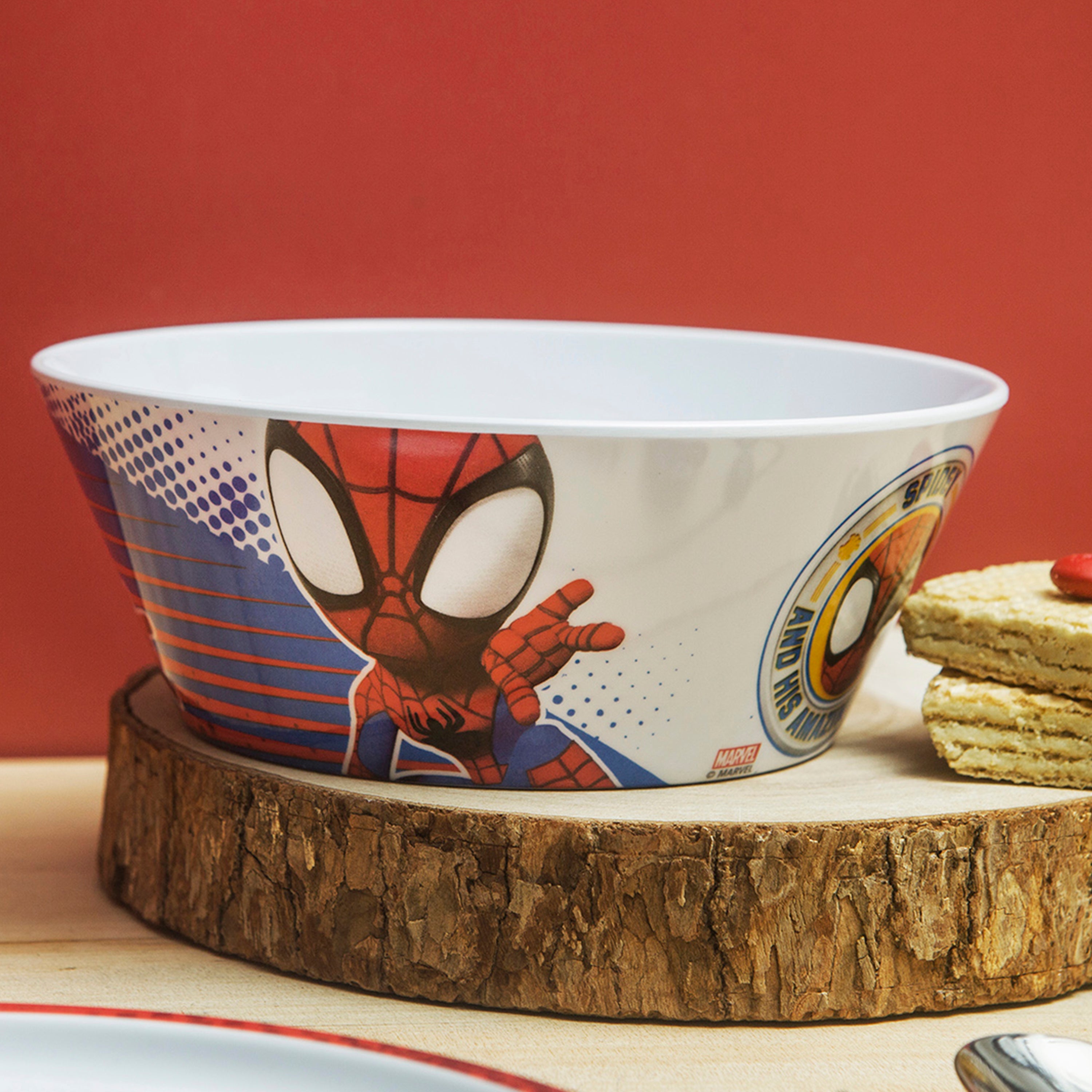 Marvel Spidey and Friends 5 Piece Melamine Kids Dinnerware Set with Water Bottle